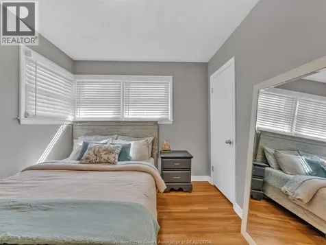 3268 Virginia Park Avenue Windsor ON N9E 2C3