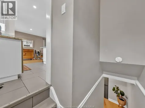 3268 Virginia Park Windsor ON N9E 2C3