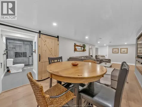 3268 Virginia Park Avenue Windsor ON N9E 2C3