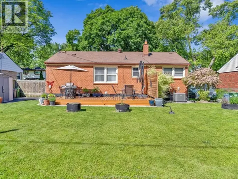 3268 Virginia Park Windsor ON N9E 2C3