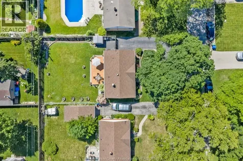 3268 Virginia Park Windsor ON N9E 2C3