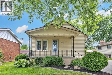 928 Lacasse Boulevard Tecumseh ON N8N 2C5