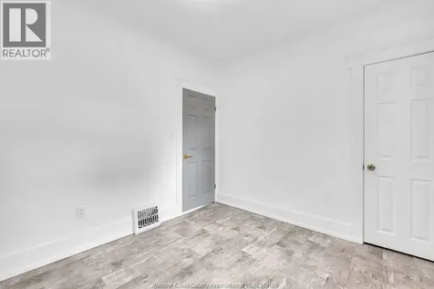 928 Lacasse Boulevard Tecumseh ON N8N 2C5
