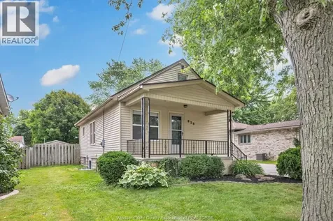 928 Lacasse Boulevard Tecumseh ON N8N 2C5