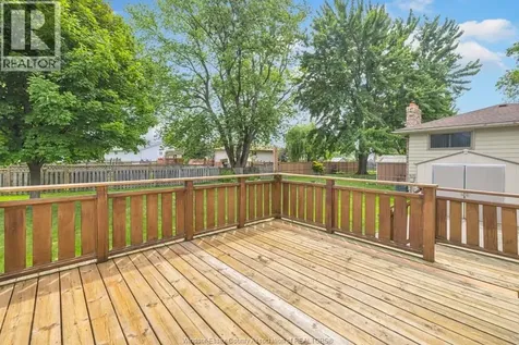 928 Lacasse Boulevard Tecumseh ON N8N 2C5