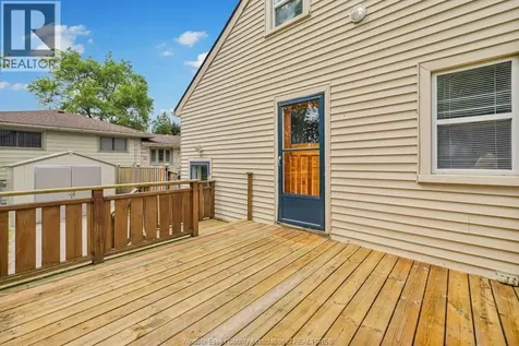 928 Lacasse Boulevard Tecumseh ON N8N 2C5