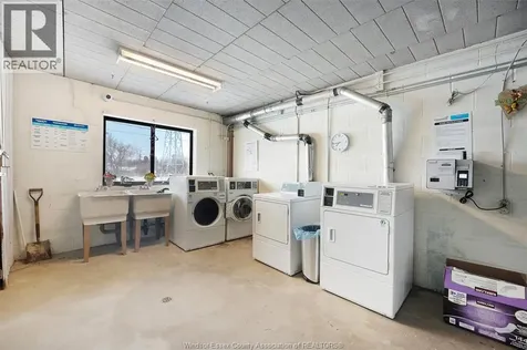 1655 Rooney Street Windsor ON N9B 1L1