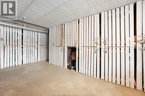 1655 Rooney Street Windsor ON N9B 1L1