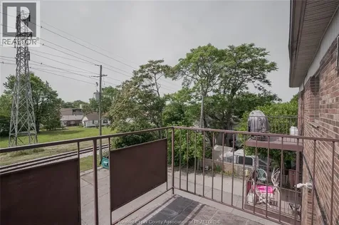 1655 Rooney Street Windsor ON N9B 1L1
