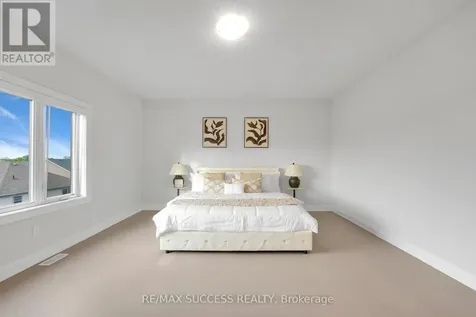 554 Bridgemill Crescent East Kitchener ON N2A 0K3