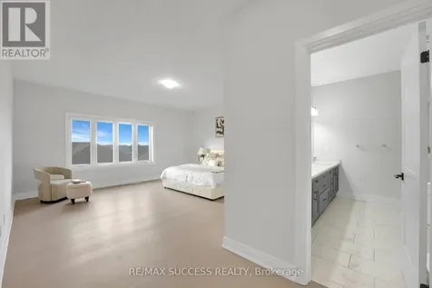 554 Bridgemill Crescent East Kitchener ON N2A 0K3