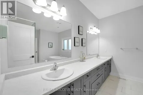 554 Bridgemill Crescent East Kitchener ON N2A 0K3