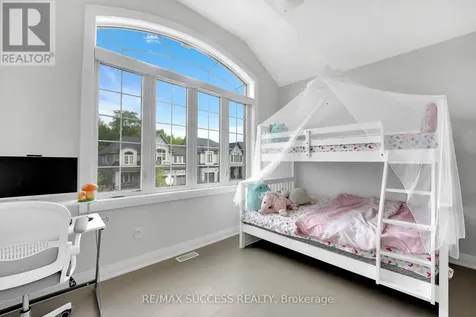 554 Bridgemill Crescent East Kitchener ON N2A 0K3