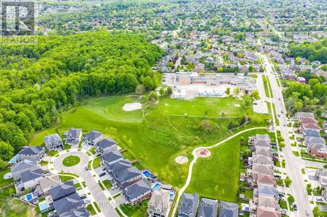 554 Bridgemill Crescent East Kitchener ON N2A 0K3