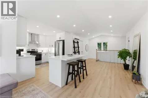 82 Cumming Court Ancaster ON L9G 1V3