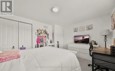 22 Devonleigh Drive Amaranth ON L9V 3J3
