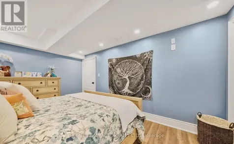 22 Devonleigh Drive Amaranth ON L9V 3J3
