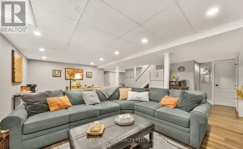 22 Devonleigh Drive Amaranth ON L9V 3J3