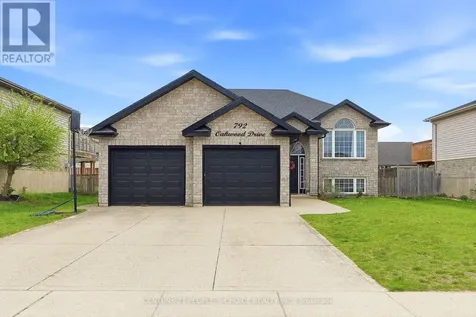 792 Oakwood Drive Saugeen Shores ON N0H 2C4