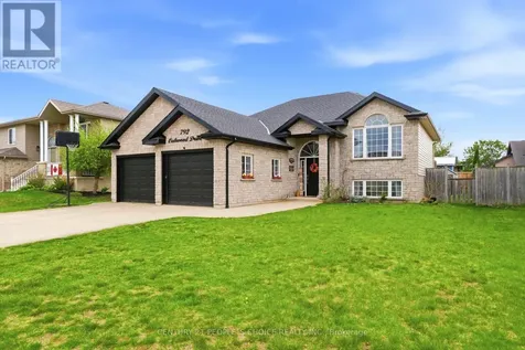 792 Oakwood Drive Saugeen Shores ON N0H 2C4