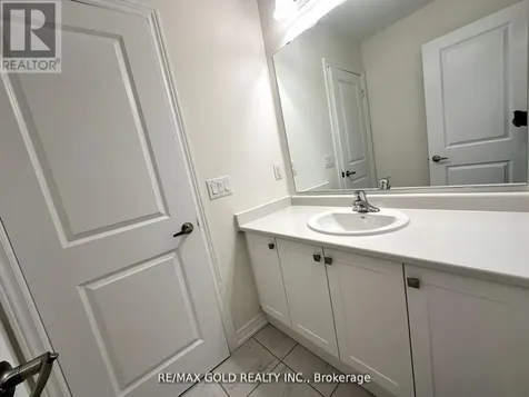 147 Broadacre Drive Kitchener ON N2R 0S5