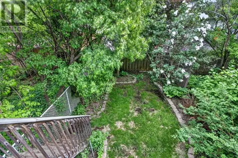 4 Bridgewater Terrace Ottawa ON K2J 3G7