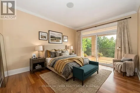 5800 Queenscourt Crescent Ottawa ON K4M 1K3