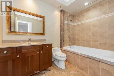 5800 Queenscourt Crescent Ottawa ON K4M 1K3