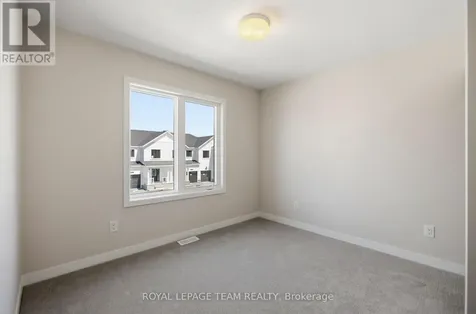 1042 Elixir Place Ottawa ON K2W 0P4