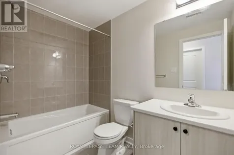 1042 Elixir Place Ottawa ON K2W 0P4