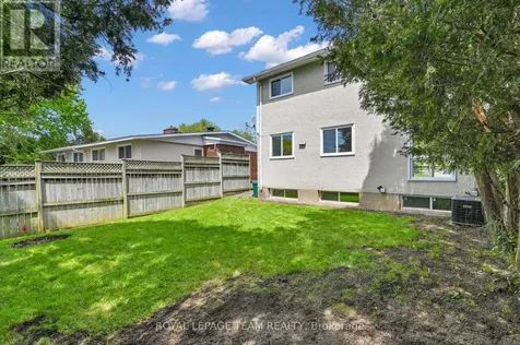 114 Chesterton Drive Ottawa ON K2E 5T6