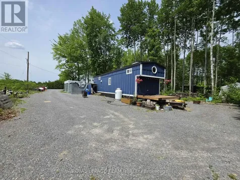 106-116 Constance Creek Drive Ottawa ON K0A 1T0