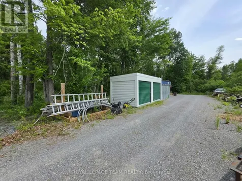 106-116 Constance Creek Drive Ottawa ON K0A 1T0