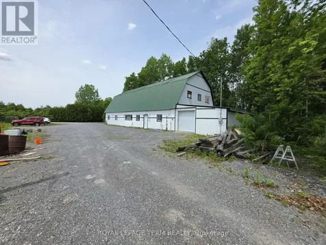 106-116 Constance Creek Drive Ottawa ON K0A 1T0