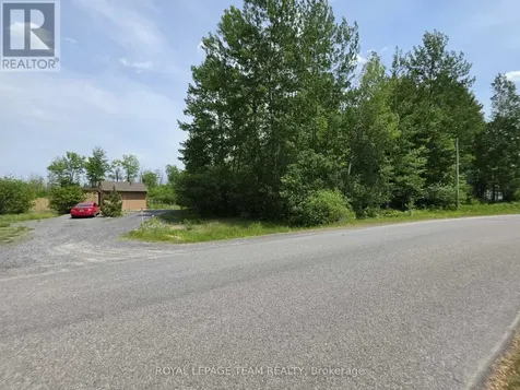 106-116 Constance Creek Drive Ottawa ON K0A 1T0
