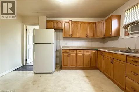 258 Emerson Street Hamilton ON L8S 2Y6