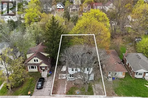 258 Emerson Street Hamilton ON L8S 2Y6