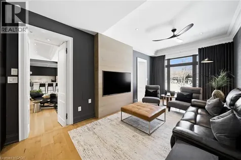 3205 Highpoint Court Burlington ON L7P 0P9