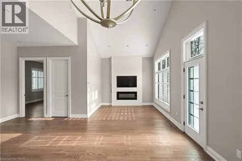 3205 Highpoint Court Burlington ON L7P 0P9