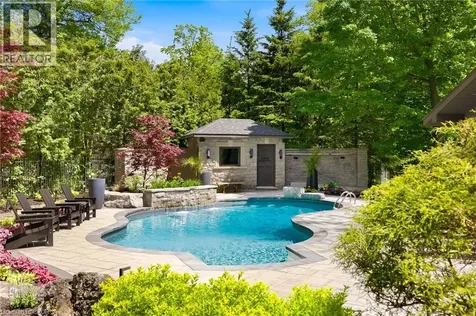 3205 Highpoint Court Burlington ON L7P 0P9