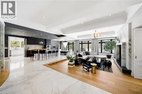 3205 Highpoint Court Burlington ON L7P 0P9