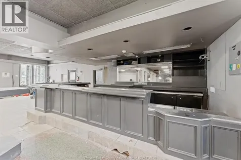 1353 Wellington Avenue Windsor ON N8X 2C1