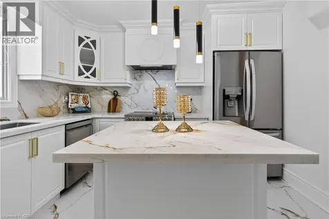 23 Edward Street Hamilton ON L8L 2V2