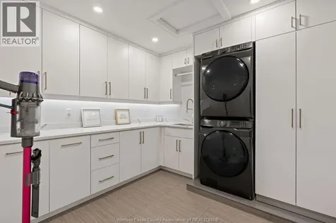 258 Xavier Circle Lakeshore ON N8N 0J3