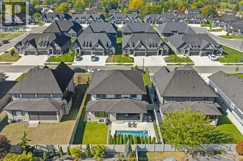 258 Xavier Circle Lakeshore ON N8N 0J3