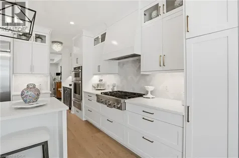 24 Willow Bank Common St. Catharines ON L2S 4C8