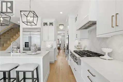 24 Willow Bank Common St. Catharines ON L2S 4C8