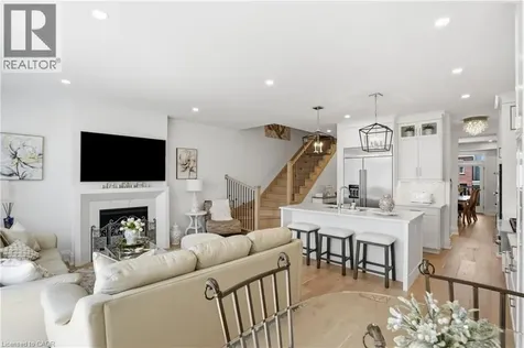24 Willow Bank Common St. Catharines ON L2S 4C8
