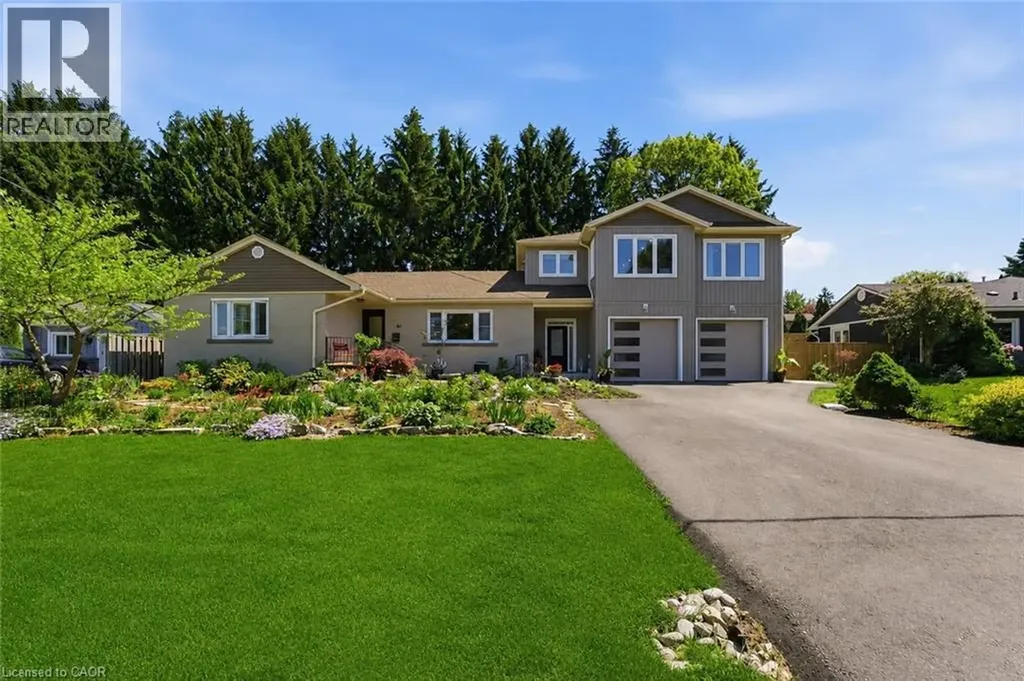 82 Cumming Court Ancaster ON L9G 1V3
