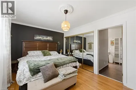 82 Cumming Court Ancaster ON L9G 1V3